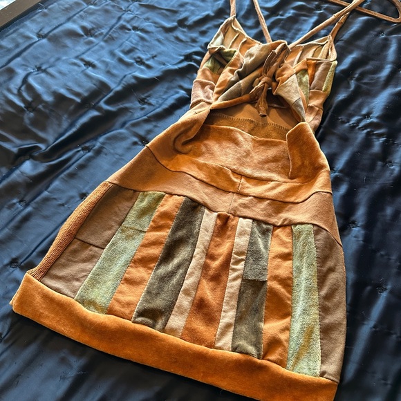 Striped Multicolor Sleeveless Dress - Picture 2 of 5